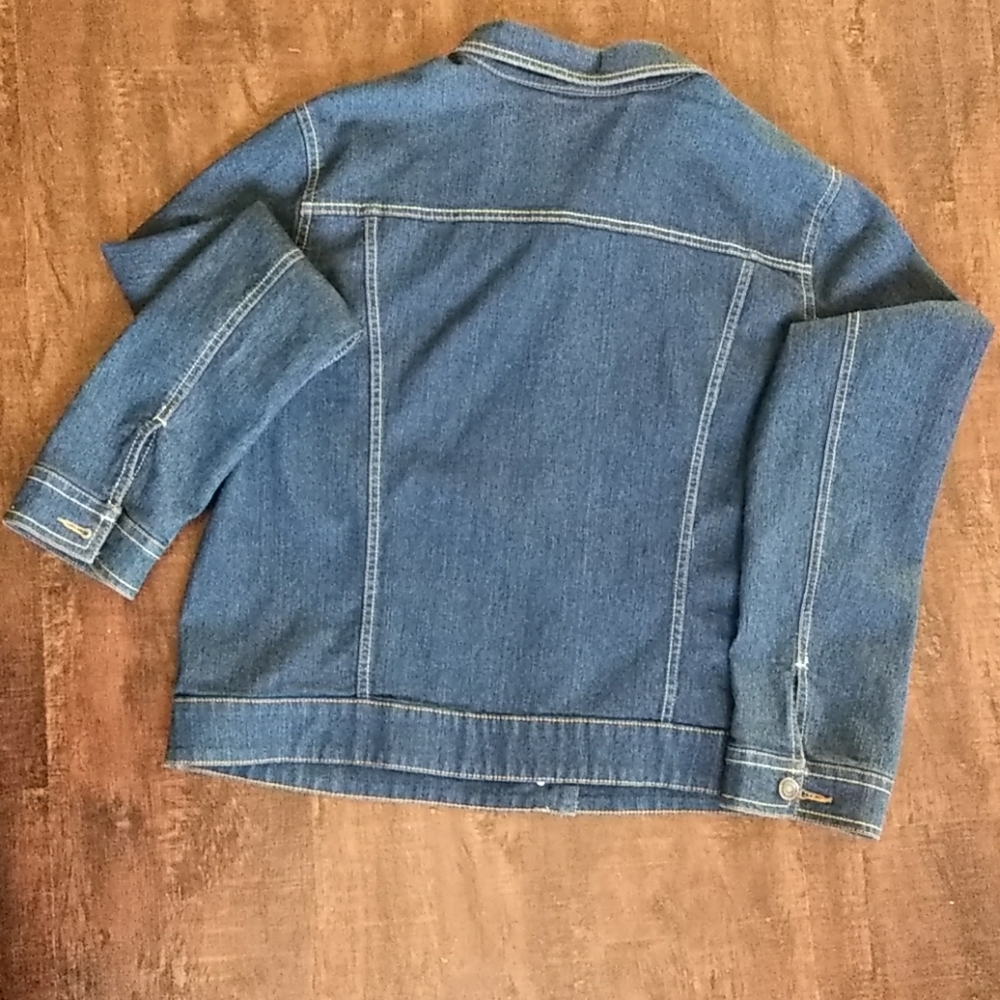 🎈Denim Jacket - Picture 5 of 8